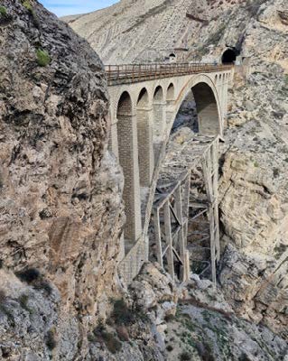 The Veresk Bridge Image 1